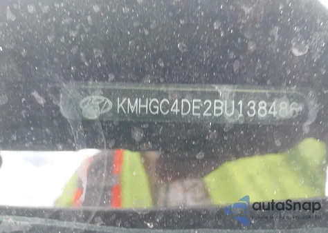 2011 Hyundai Genesis 3.8 z USA, uszkodzony, nr VIN KMHGC4DE2BU138486